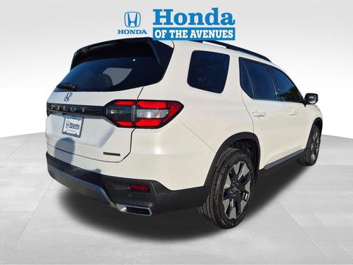 2026 Honda Pilot Touring 8-Passenger