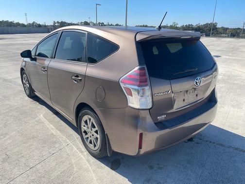 2015 Toyota Prius v Two