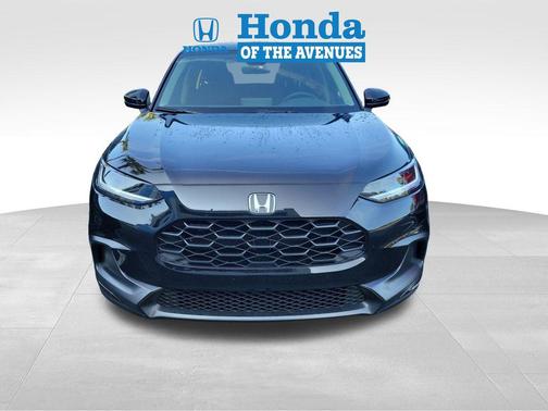 Crystal Black Pearl 2026 Honda HR-V LX