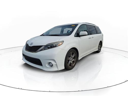 2017 Toyota Sienna SE