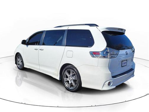 2017 Toyota Sienna SE