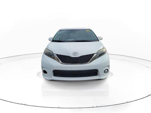 2017 Toyota Sienna SE