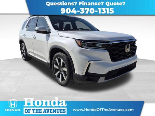 2025 Honda Pilot Touring 8-Passenger