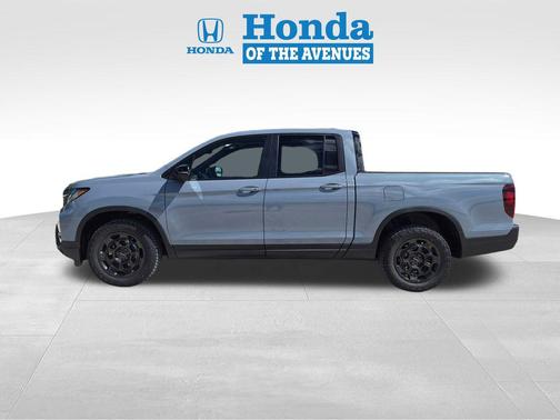 Sonic Gray Pearl 2026 Honda Ridgeline TrailSport+