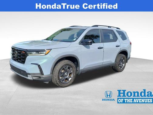 Sonic Gray Pearl 2025 Honda Pilot TrailSport