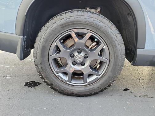 Sonic Gray Pearl 2025 Honda Pilot TrailSport