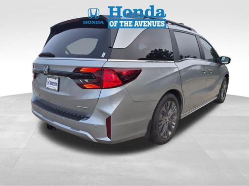 Solar Silver Metallic 2026 Honda Odyssey Touring