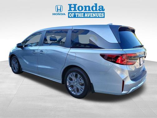 Solar Silver Metallic 2026 Honda Odyssey Touring