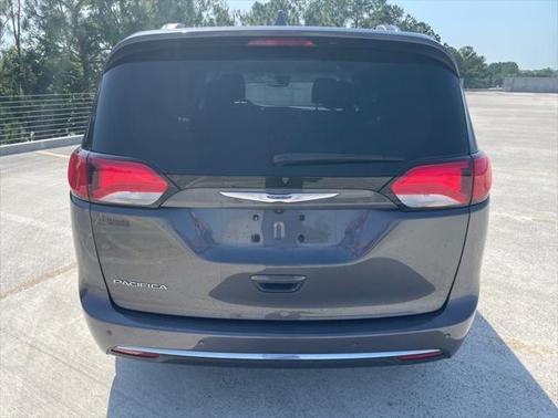 2019 Chrysler Pacifica Touring-L Plus