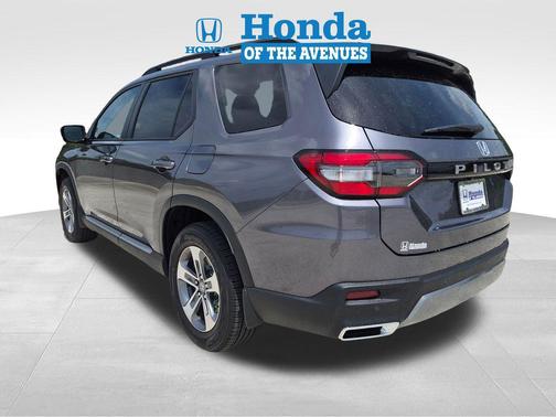 Modern Steel Metallic 2026 Honda Pilot EX-L