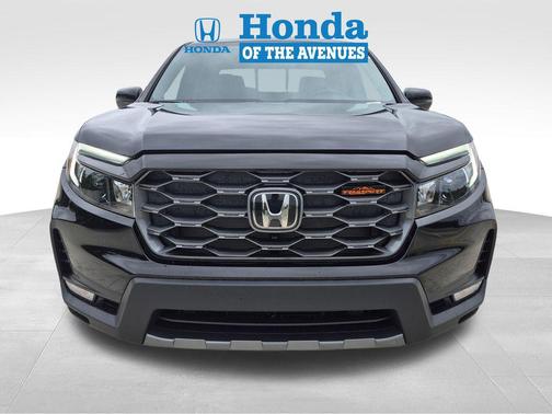 Crystal Black Pearl 2026 Honda Ridgeline TrailSport