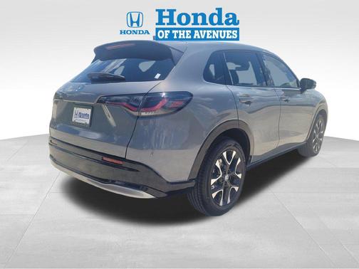 Urban Gray Pearl 2027 Honda HR-V EX-L