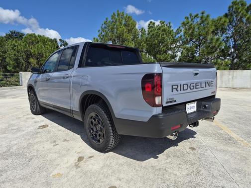 2026 Honda Ridgeline Sport