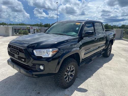 2022 Toyota Tacoma SR5