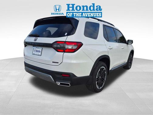 2026 Honda Pilot Touring 8-Passenger
