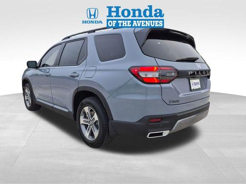 Sonic Gray Pearl 2026 Honda Pilot EX-L