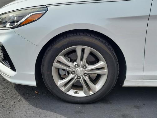 2018 Hyundai SONATA SEL