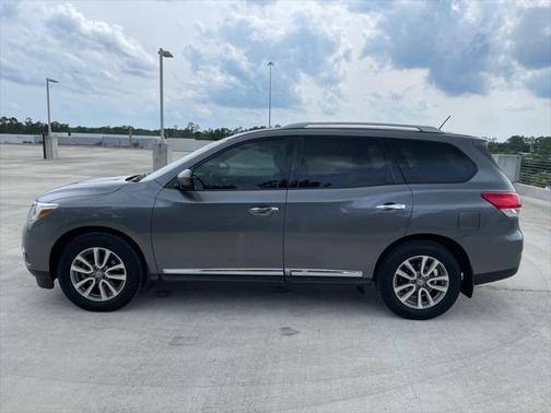 2016 Nissan Pathfinder SL