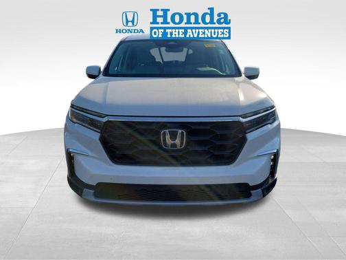 Platinum White 2025 Honda Pilot EX-L