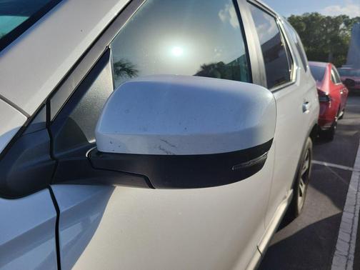Platinum White 2025 Honda Pilot EX-L
