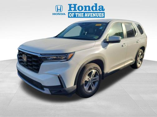 Platinum White 2025 Honda Pilot EX-L