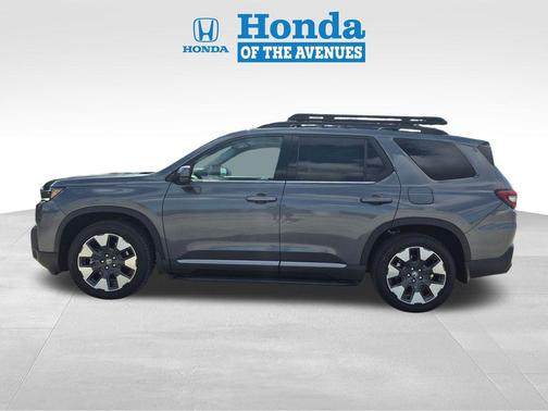 Modern Steel Metallic 2026 Honda Pilot Elite