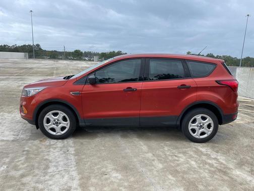 2019 Ford Escape S
