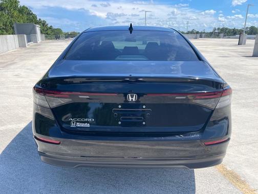 2024 Honda Accord LX 1.5T