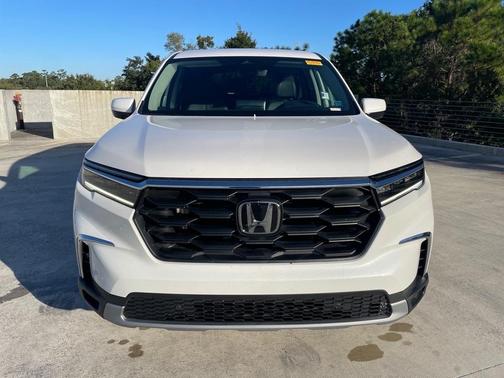 2024 Honda Pilot EX-L 7 Passenger