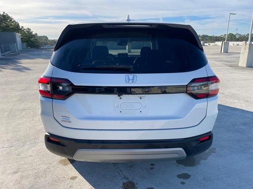 2024 Honda Pilot EX-L 7 Passenger