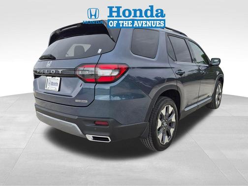 Smoke Blue Pearl 2026 Honda Pilot Touring 8-Passenger