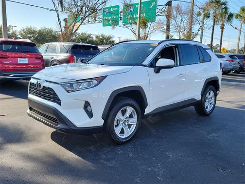 2019 Toyota RAV4 XLE