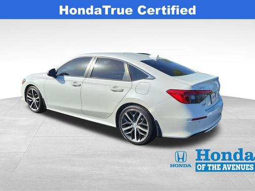 2022 Honda Civic Touring