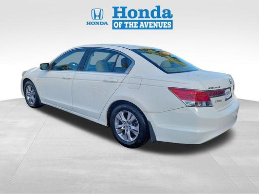 White Orchid Pearl 2012 Honda Accord SE