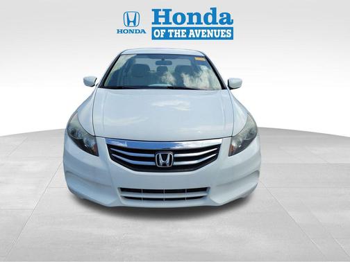 White Orchid Pearl 2012 Honda Accord SE