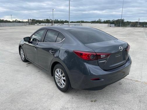 2016 Mazda Mazda3 i Sport