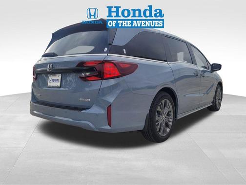 Sonic Gray Pearl 2026 Honda Odyssey Touring