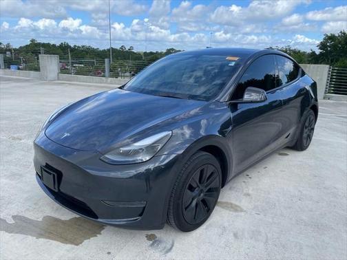 2025 Tesla Model Y Long Range Dual Motor All-Wheel Drive