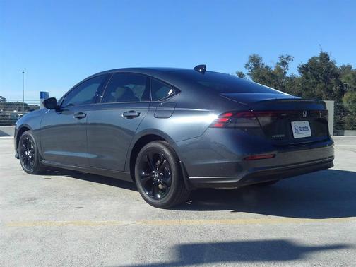 2025 Honda Accord Sport SE 1.5T