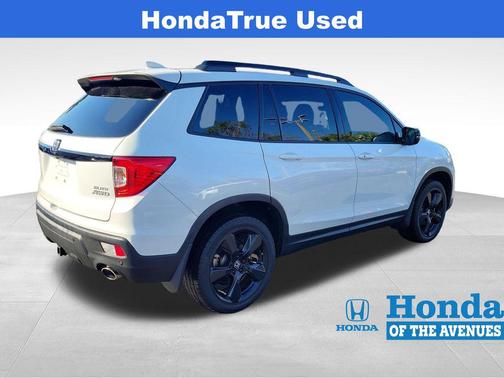 Platinum White Pearl 2021 Honda Passport AWD Elite