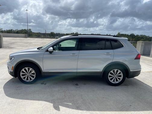 2018 Volkswagen Tiguan 2.0T SE
