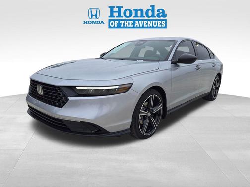 Solar Silver Metallic 2026 Honda Accord SE