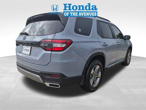 Sonic Gray Pearl 2026 Honda Pilot EX-L