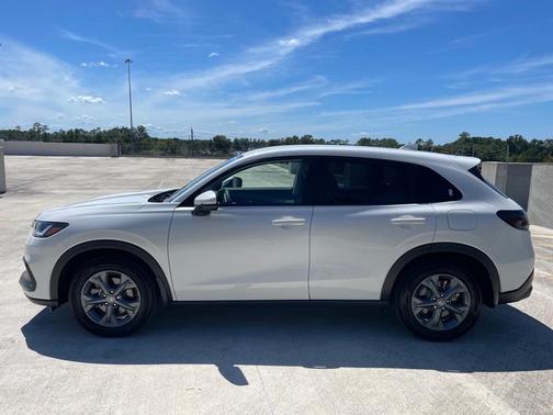2026 Honda HR-V LX