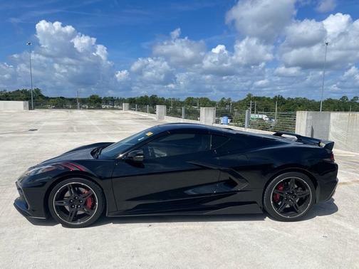 2021 Chevrolet Corvette Stingray w/2LT