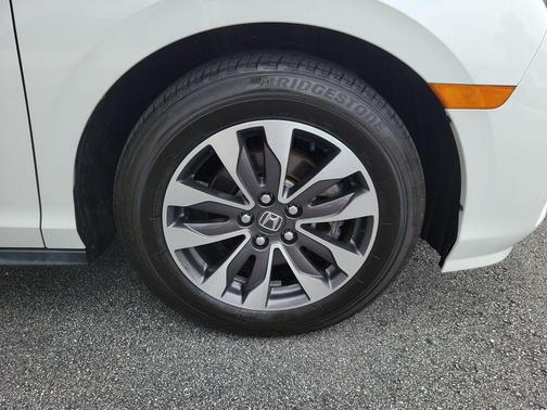 Platinum White 2021 Honda Odyssey EX-L