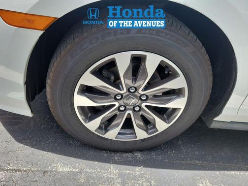 Platinum White 2021 Honda Odyssey EX-L
