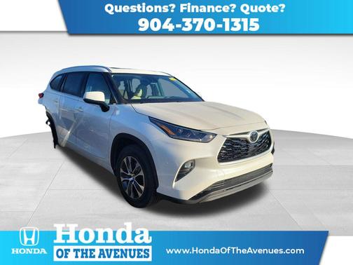 2021 Toyota Highlander XLE