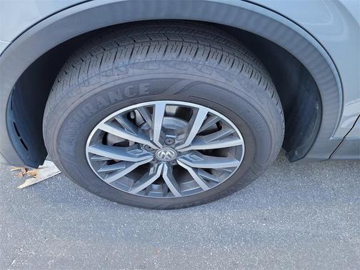 2019 Volkswagen Tiguan 2.0T SE 4MOTION