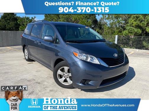 2014 Toyota Sienna SE
